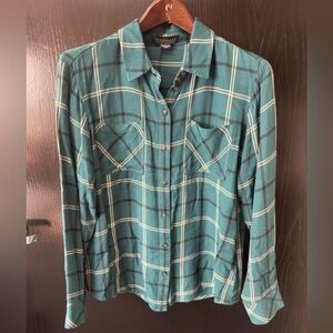Sanctuary green plaid button up